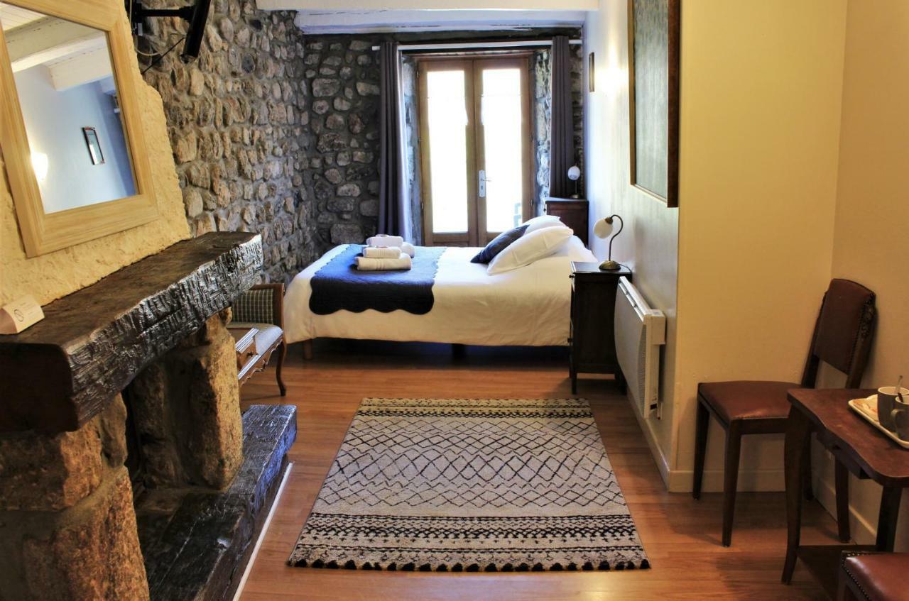 L'Auberge De Montpezat 외부 사진